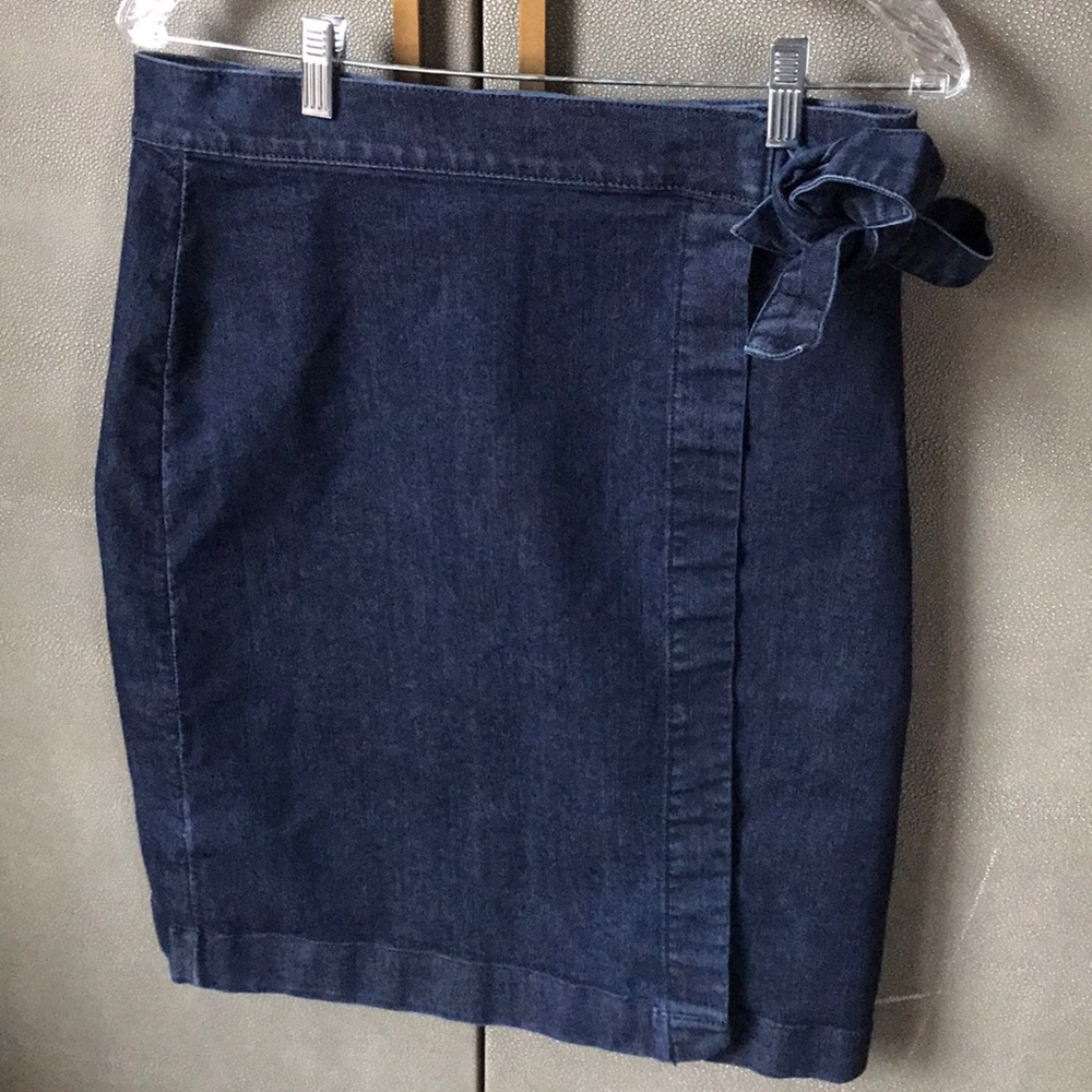 Loft size 10 Denim Wrap Skirt